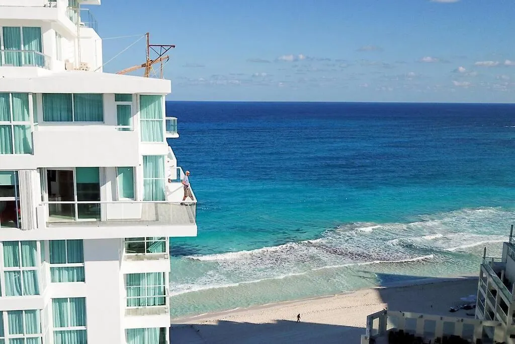 Apartmán Estudio A Pie De Playa, Increibles Vistas, Amanecer, Atardecer, Balcon, Gym, Jacuzi, 1807 Cancún