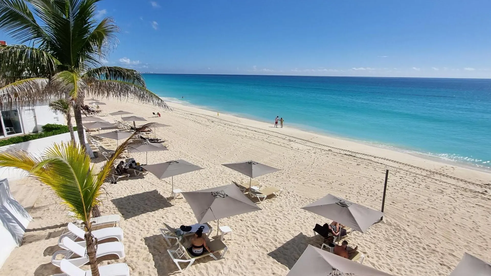 Estudio A Pie De Playa, Increibles Vistas, Amanecer, Atardecer, Balcon, Gym, Jacuzi, 1807 Cancun